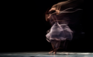 SOLO IMPROVISA – Certamen para bailarines/as