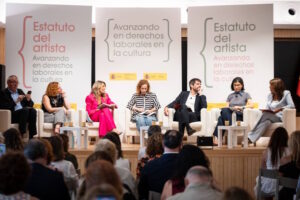 FAETEDA participa en la presentación de la nueva regulación laboral para artistas y profesionales de la cultura